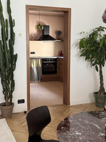 Apartament cu 2 camere semidecomandat, mobilat în Dorobanți