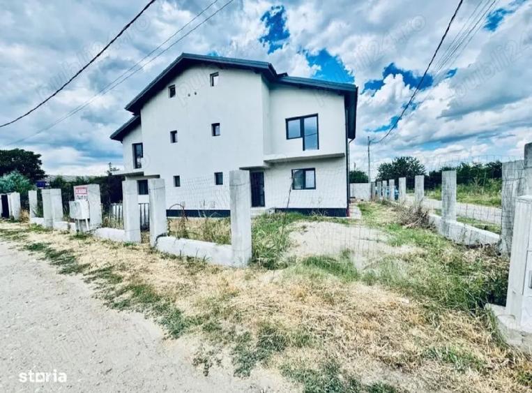 Casă cu 3 camere cu Teren 250 Mp în Clinceni