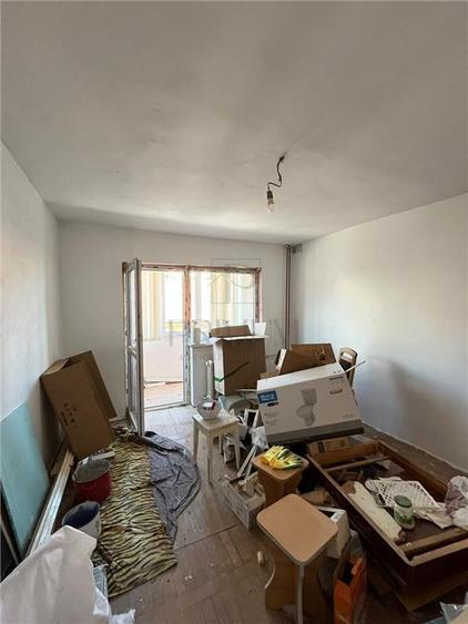 Sagului - 2 Camere - Etaj 1 - Decomandat - Partial renovat - Bloc izolat - 3