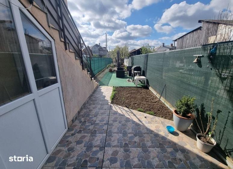 Casă cu 6 camere cu Teren 350 Mp în Tătărași