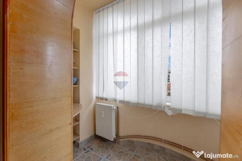 Apartament cu 2 camere semidecomandat în Central