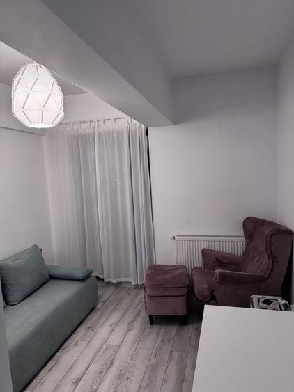 Apartament cu 3 camere nedecomandat în Lacul Morii
