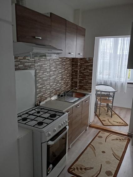 Garsonieră decomandată în Tudor