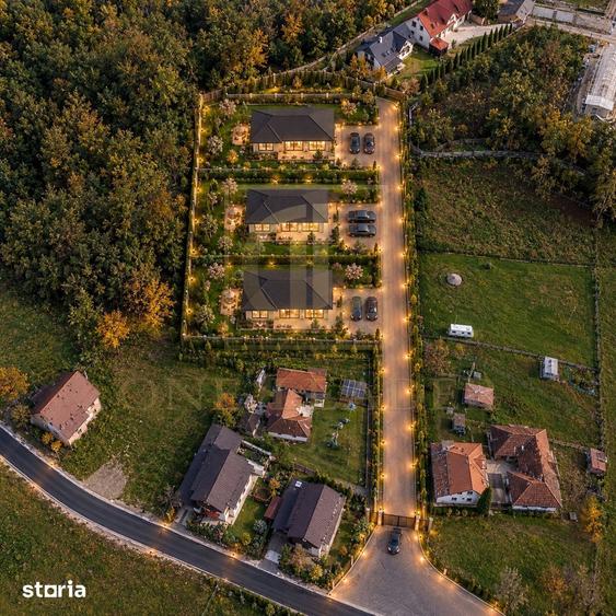 Casă cu 3 camere cu Teren 1000 Mp în Bran