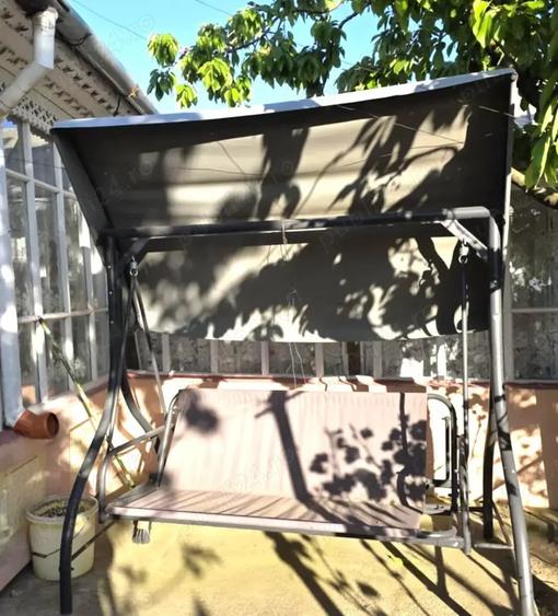 Casă cu 4 camere cu Teren 1036 Mp în Odaia Manolache