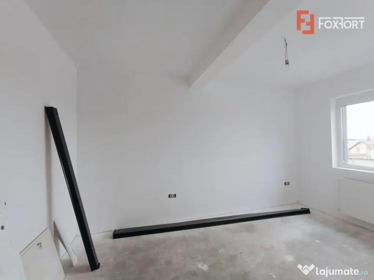 Apartament cu 4 camere semidecomandat în Giroc