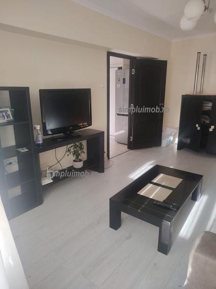 Apartament cu 2 camere semidecomandat, mobilat în Giurgiului