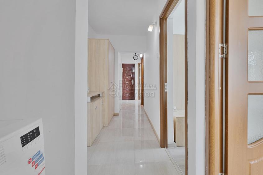 Apartament 3 camere cu vedere spectaculoasă la mare, la doar 100 metri de plajă - 9