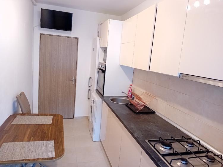 Apartament cu 2 camere decomandat, mobilat în Chiajna