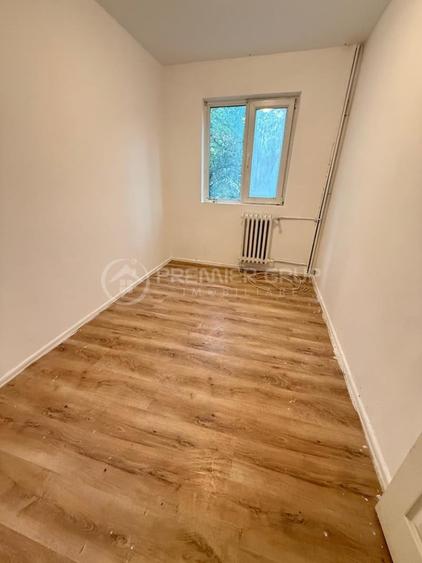 Apartament cu 3 camere în Tătărași