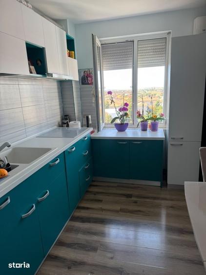 Apartament cu 3 camere decomandat în Iosia