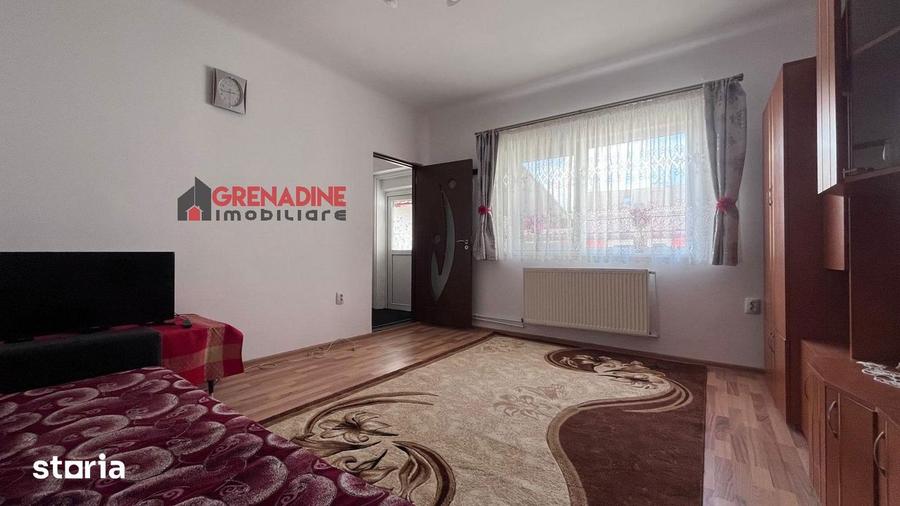 Garsonieră decomandată în Florilor