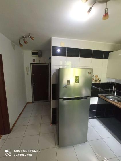 Apartament cu 2 camere semidecomandat în 1 Mai