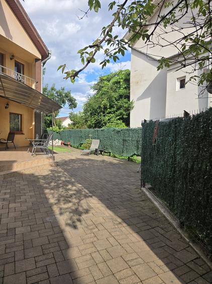 Casă cu 4 camere cu Teren 300 Mp în Teiu