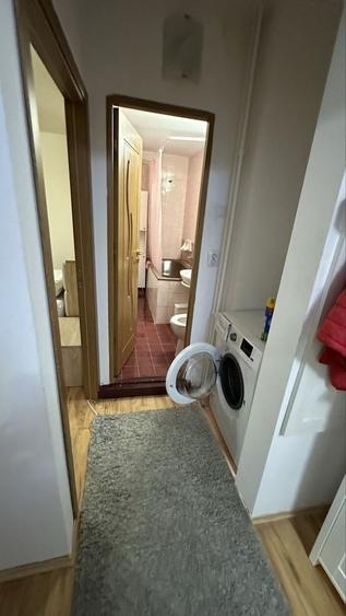 Apartament cu 2 camere decomandat în Între Lacuri