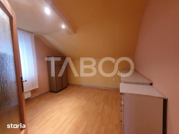 Casă cu 4 camere cu Teren 400 Mp în Central
