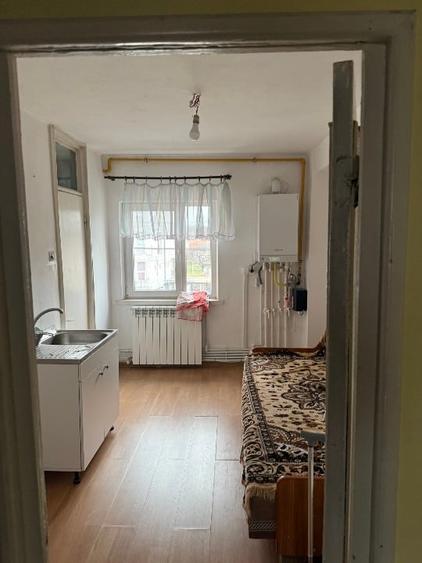 Apartament cu 4 camere decomandat în Agigea