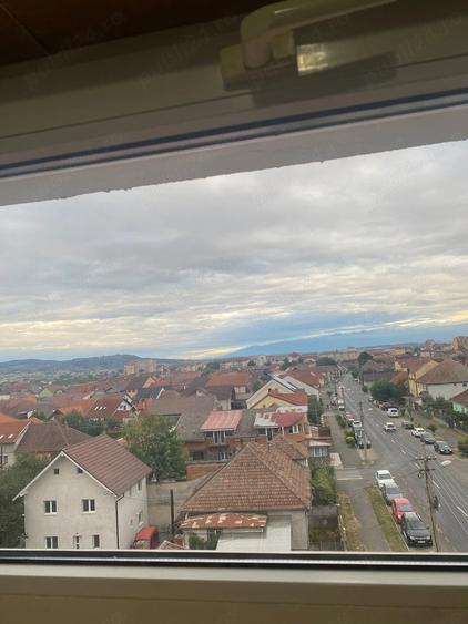 Apartament cu 3 camere decomandat în Țiglari