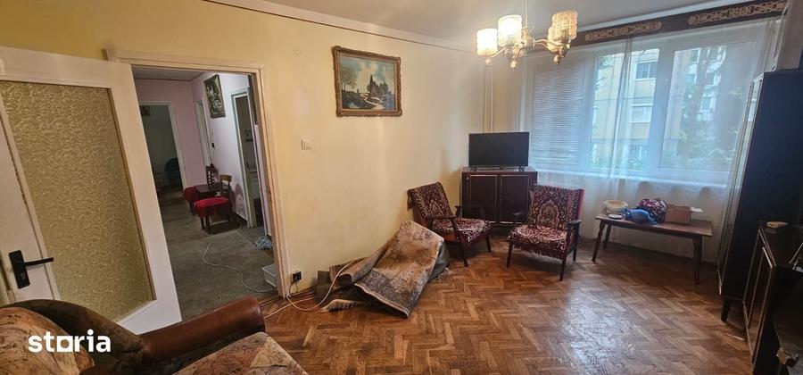 Apartament cu 2 camere decomandat în Central