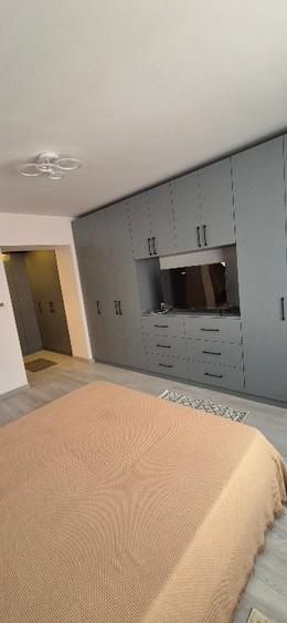 Apartament cu 2 camere semidecomandat în Vitan-Bârzești