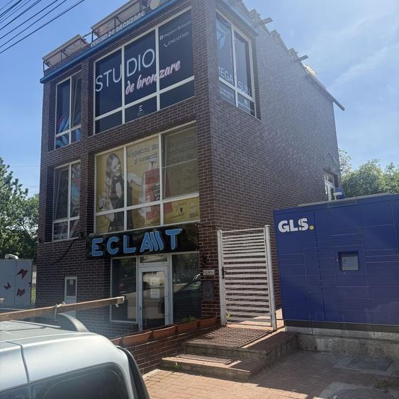 Spațiu comercial, de 198 mp, în Exterior Vest