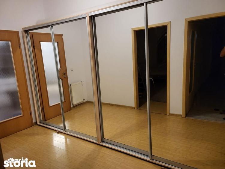 Casă cu 3 camere semidecomandat cu Teren 50 Mp în Străulești