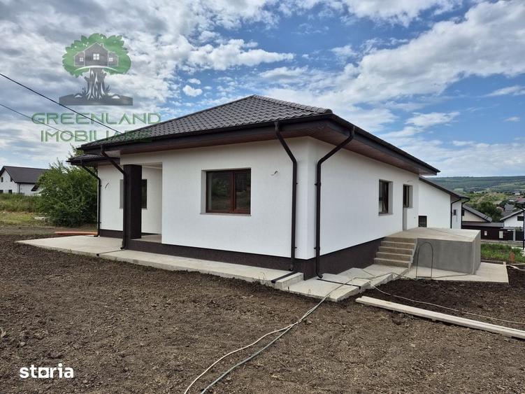 Casă cu 4 camere cu Teren 500 Mp în Tomești