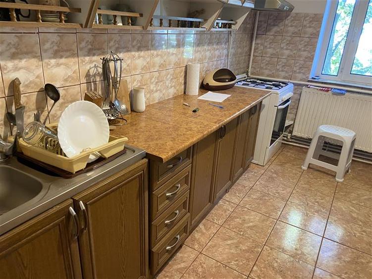 Apartament cu 2 camere decomandat, mobilat în Brăilei