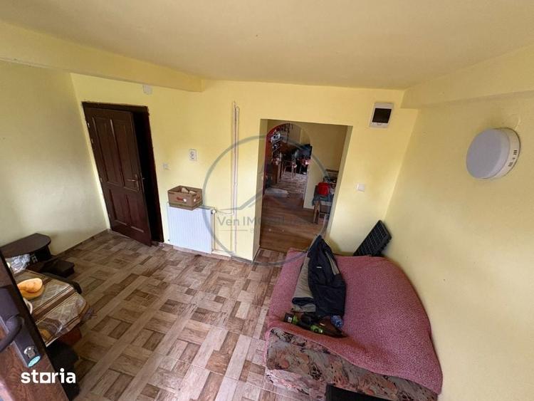 Casă cu 7 camere cu Teren 943 Mp în Independenței