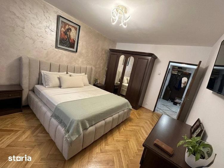 Apartament cu 3 camere decomandat în Sud