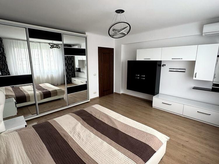 Apartament cu 2 camere semidecomandat în Central