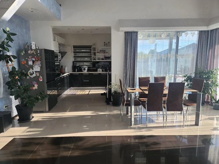 Casă cu Teren 500 Mp în Cazasu