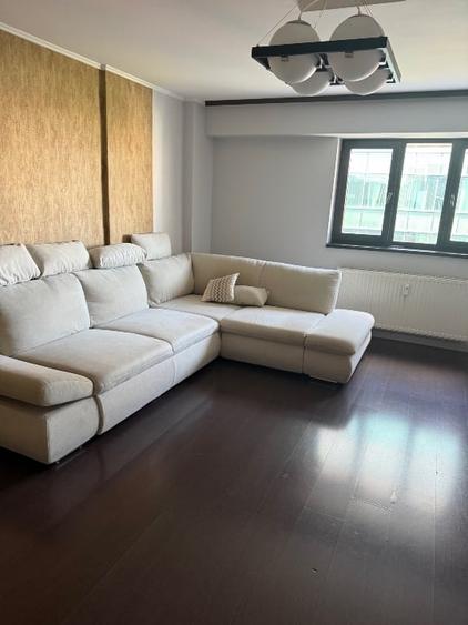 Apartament cu 3 camere decomandat, mobilat în Calea Călărașilor