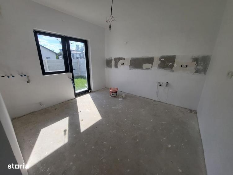 Casă cu 3 camere cu Teren 320 Mp în Central