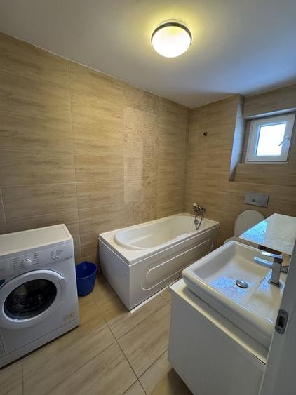 Apartament cu 2 camere decomandat în Tunari
