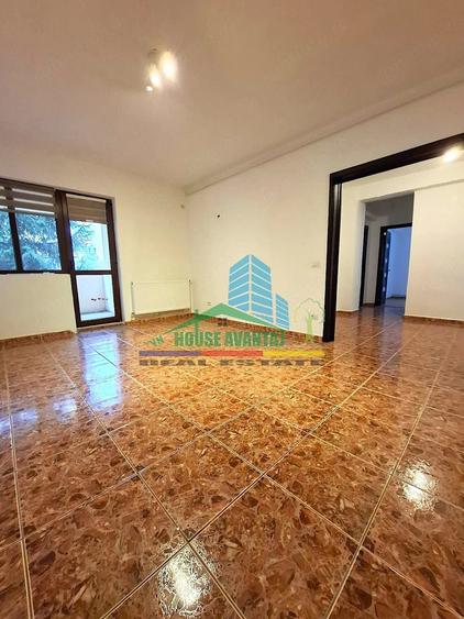 Apartament cu 3 camere decomandat în Ultracentral