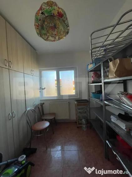 Apartament cu 5 camere decomandat în Ultracentral