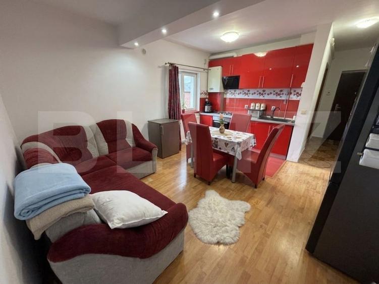 Apartament cu 2 camere semidecomandat, mobilat în Florești