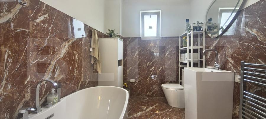 Casă individuală cu 5 camere cu Canalizare în Valea Lupului