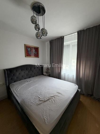 Inchiriez apartament 3 camere Bd. Ghencea, langa Stadionul Ghencea 650 /luna