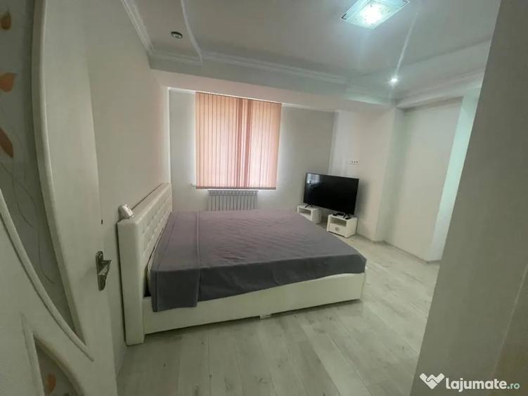 Apartament cu 2 camere decomandat în Colentina