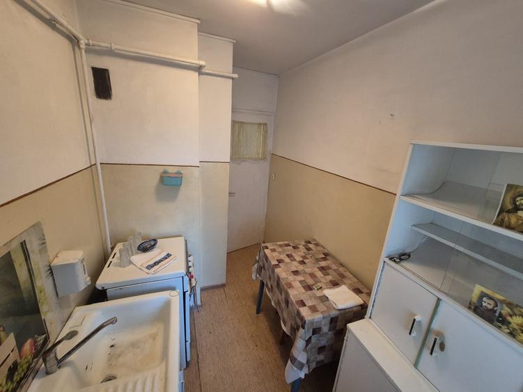 Apartament Bvd. Grivitei pentru renovare - 1