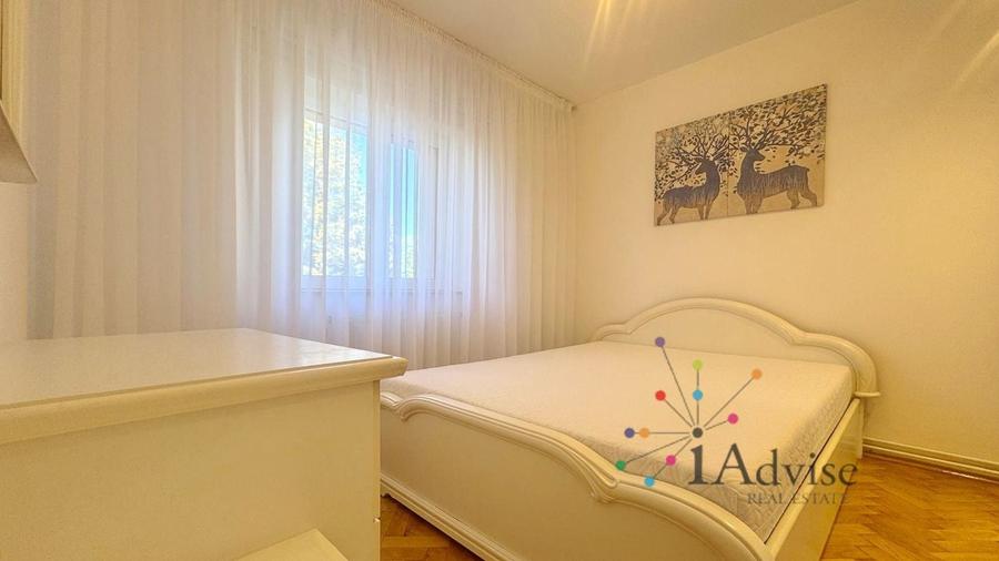 Apartament cu 3 camere, mobilat în Centrul Civic