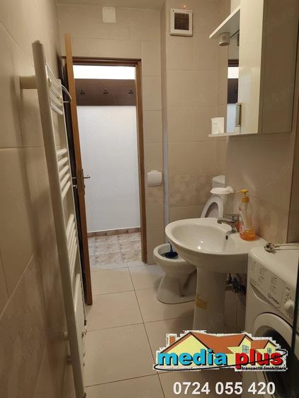 Garsonieră decomandată în Dunărea