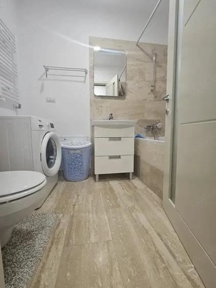 Garsonieră decomandată în 13 Septembrie