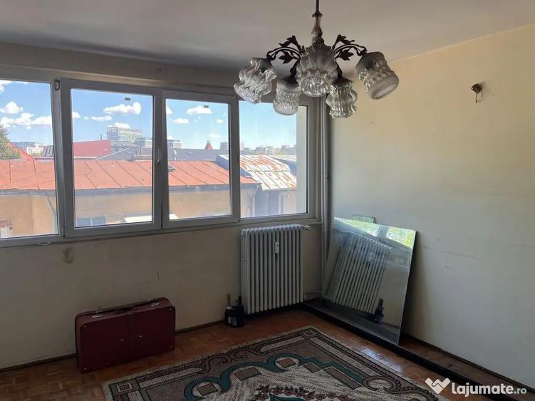 Apartament cu 2 camere decomandat în Cantemir