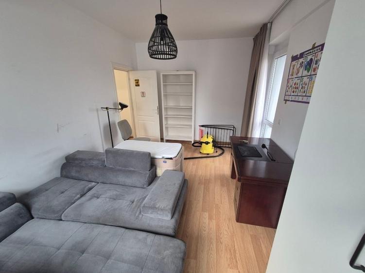 Apartament cu 2 camere semidecomandat, mobilat în Valea Lupului