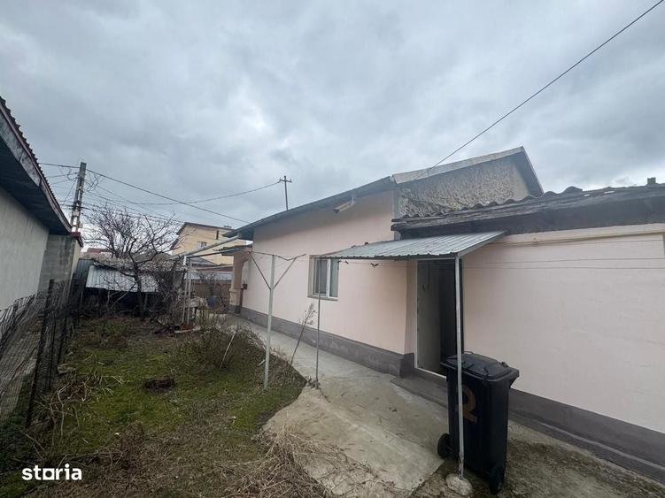 Casă cu 3 camere în Uiești