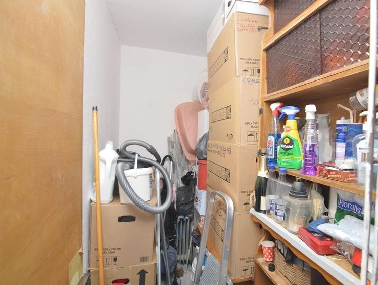 Apartament cu 3 camere decomandat în Rahova