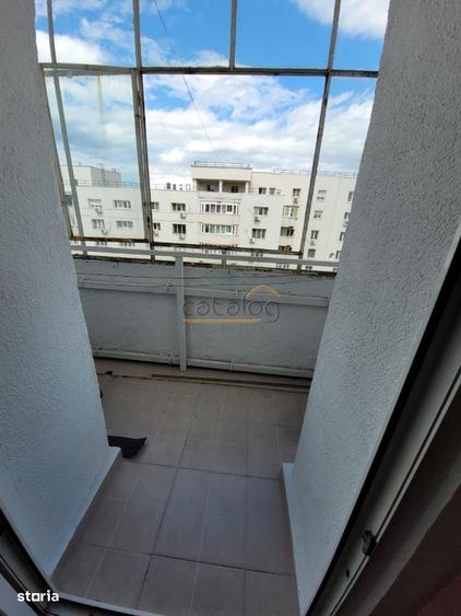 Garsonieră decomandată în Calea Călărașilor